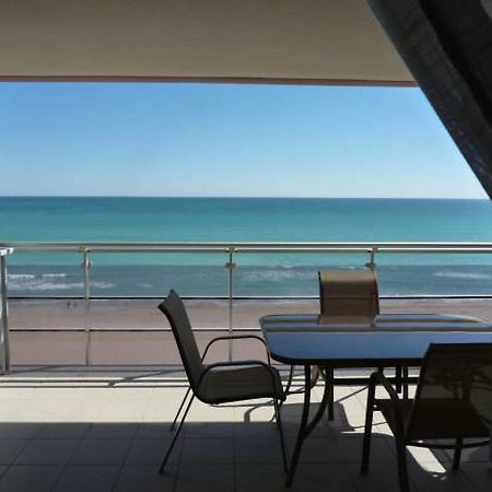 Apartamentos Deluxe Pompeya 3 เพนิสโคลา ภายนอก รูปภาพ